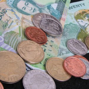 NZD/USD Falls Close to 0.5700 as China’s Deflationary Pressures Hit Kiwi Sentiment