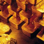 Gold Retains Gains Near $3,250 as Safe-Haven Demand Increases Due to Economic and Geopolitical Fears