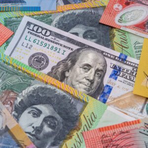 Australian Dollar Surges in US Dollar Weakness and RBA Rate Reduction in Spite of Economic Uncertainties
