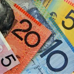 Australian Dollar Bounces Back with Geopolitical Tensions and Fed Policy Uncertainty