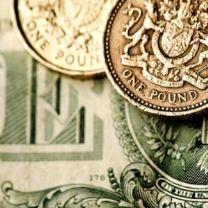 GBP/USD Under Pressure: Further Declines Possible Amid Weakening Upward Momentum