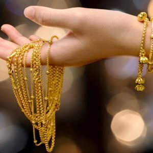 Gold Price Sparkles at $3,330 as Trade War Uncertainties and Weaker USD Increase Safe-Haven Buying