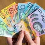 Gold Prices Rise as Fed Rate Cut Speculation Increases and Geopolitical Trade Uncertainty Drives Safe-Haven Demand