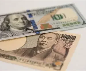 Japanese Yen Reaches Multi-Month Low vs. US Dollar in Light of BoJ Dovishness and Fed Hawkishness