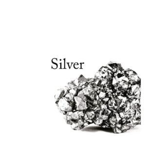 Silver Price Prognosis: XAG/USD Falls Below $44 Due to Fed Reserve Caution and Trump’s Tariff Threats