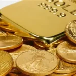 Gold Consolidates Below Record Highs as Traders Wait for Key US Labor Market Data