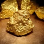 Gold Hits Record $3,900 Amid US Shutdown and Global Political Uncertainty